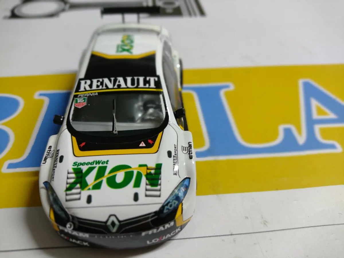 R.Fluence N*3 Stc2000 L.pernia 2015 Claseslot Coleccionable - Imagen 3