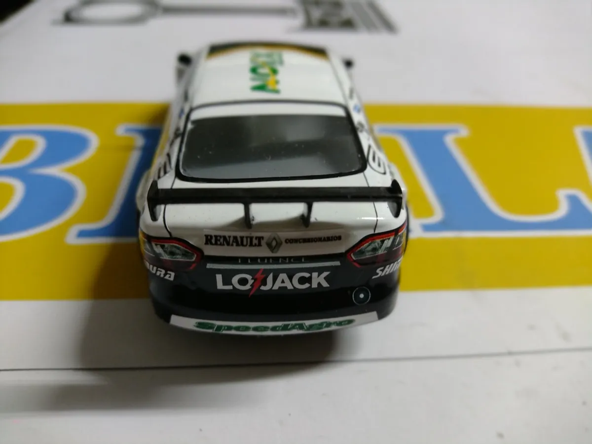 R.Fluence N*3 Stc2000 L.pernia 2015 Claseslot Coleccionable - Imagen 2