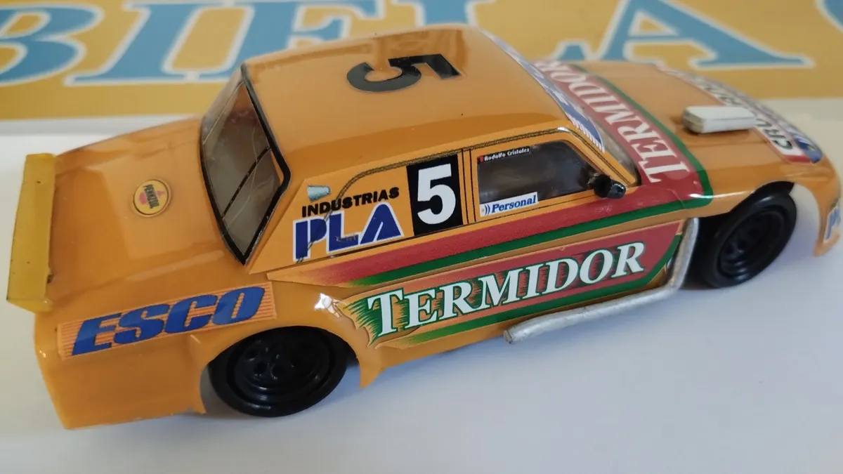 Ford N*5 Guri Martinez Año 1997 Claseslot Coleccionable - Imagen 2