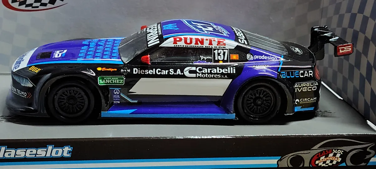 Ford Mustang N*1 J. Scialchi 2025 Claseslot Coleccionable - Imagen 3